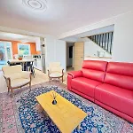 Maison Magnolia Jardin & Terrasse Proche Centre Holiday home La Rochelle (Charente-Maritime)
