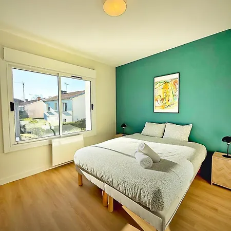 펜션 Maison Magnolia Jardin & Terrasse Proche Centre 라로셸