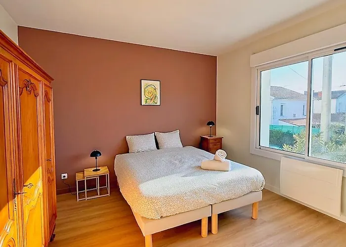 Maison Magnolia Jardin & Terrasse Proche Centre * La Rochelle (Charente-Maritime)